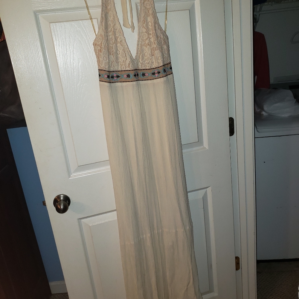 EUC Yahada Dress